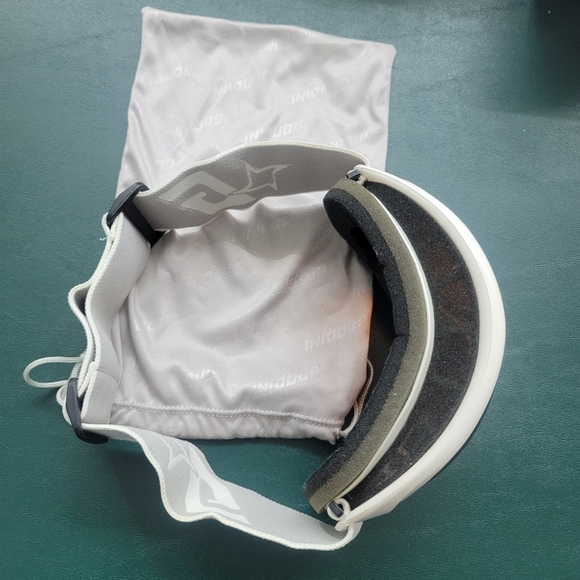 GORDINI TRIUMPH GOGGLES - Picture 4 of 5